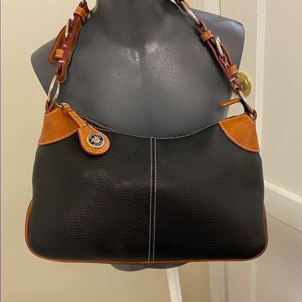 Dooney & Bourke purse